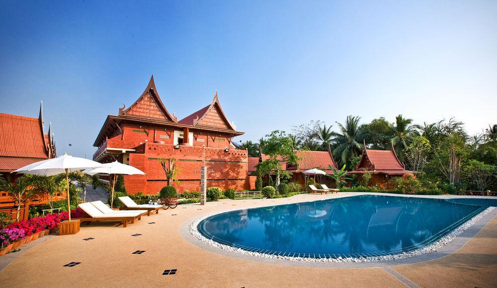 Jaroenrat Resort Samut Songkhram Exteriör bild