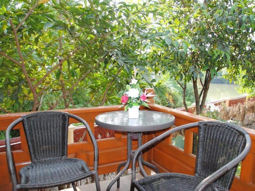 Jaroenrat Resort Samut Songkhram Exteriör bild