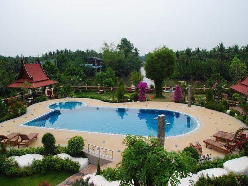 Jaroenrat Resort Samut Songkhram Exteriör bild
