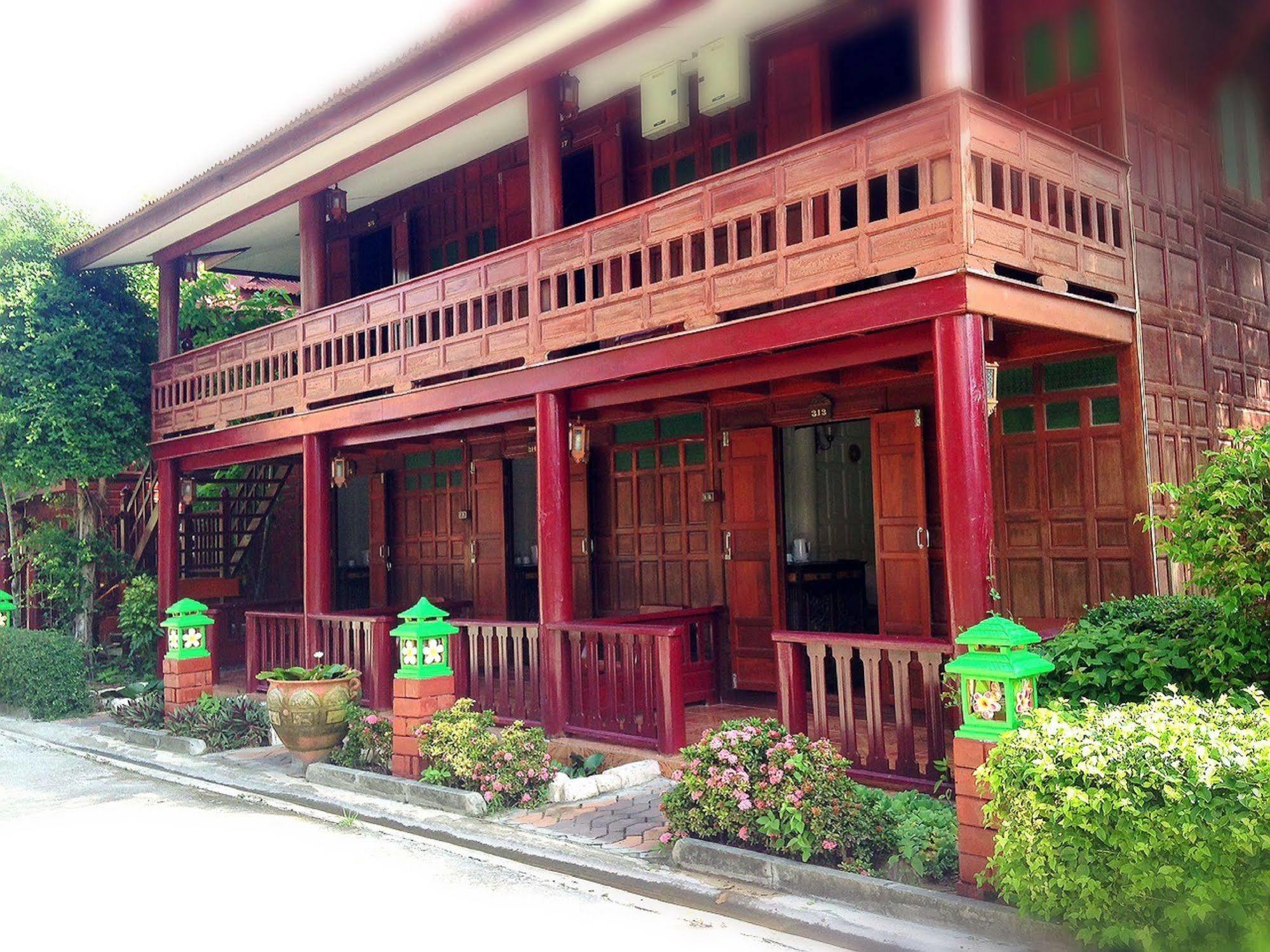 Jaroenrat Resort Samut Songkhram Exteriör bild