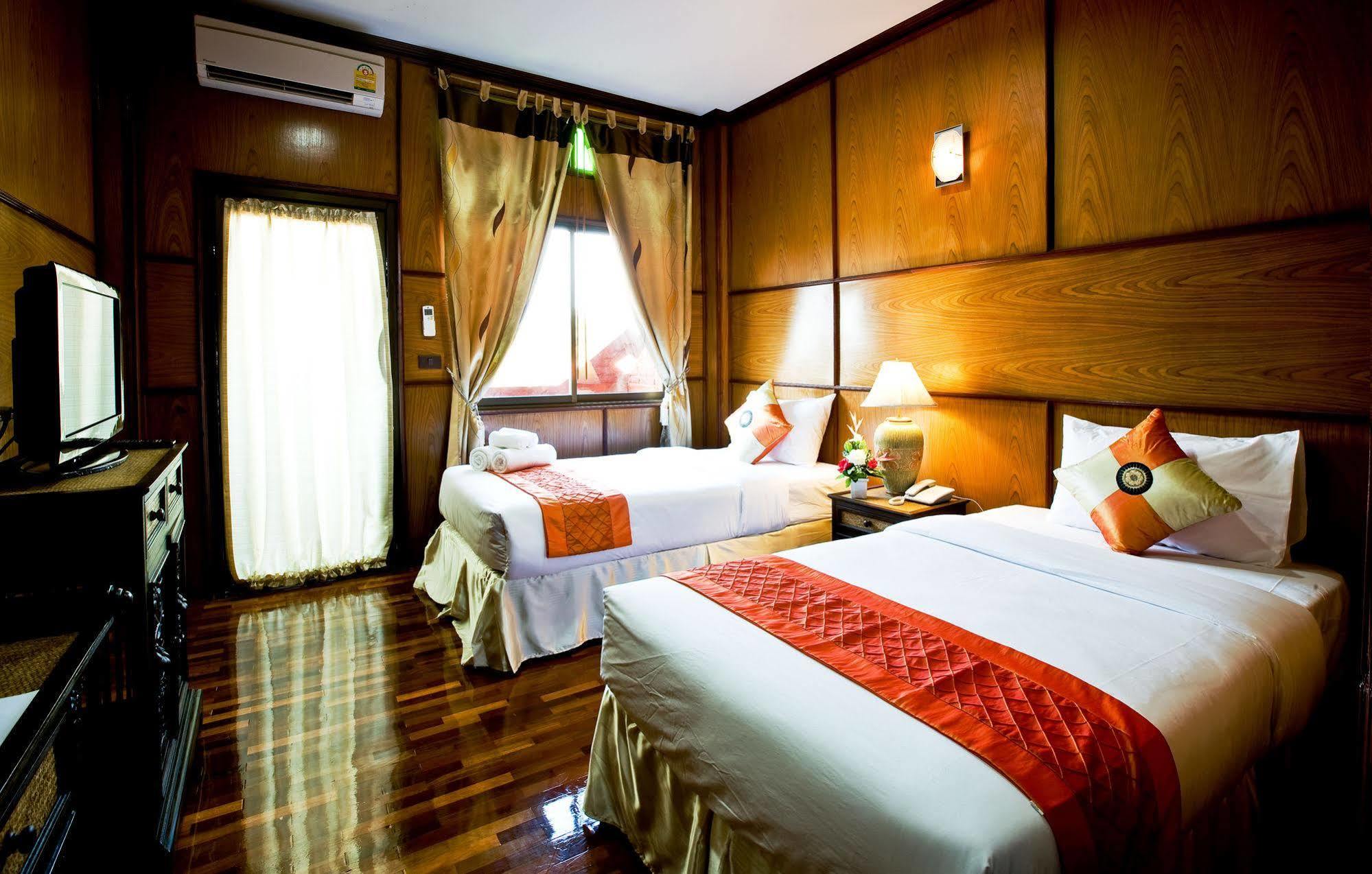Jaroenrat Resort Samut Songkhram Exteriör bild